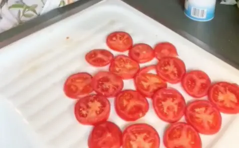 Prepare the Tomatoes